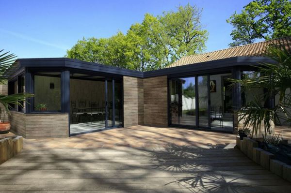 Véranda aluminium contemporaine à Sausset les Pins